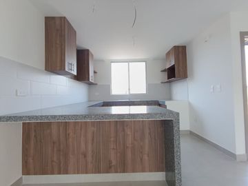 En venta casa urbanizacion Amalfi Via Salitre Daule Guayaquil