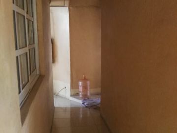 Edifico De Departamentos En Venta, Entre Av Las Torres Y Av. Tollocan