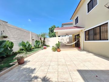 Venta de Casa en Vía a la Costa, Urbanización Vía al Sol