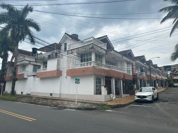 🌟 ¡Oportunidad Única, Casa en el Exclusivo Barrio El Buque, Villavicencio! 🌟