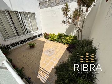 Vendo CASA  en Jardines del Moral, León, Gto.