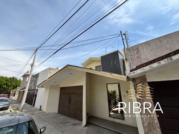 Vendo CASA  en Jardines del Moral, León, Gto.