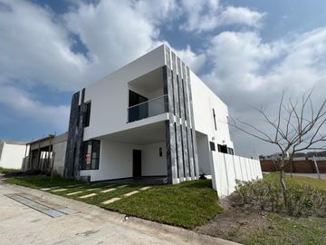 CASA EN VENTA EN PUNTA TIBURÓN LAGUNA 8, RIVIERA VERACRUZANA
