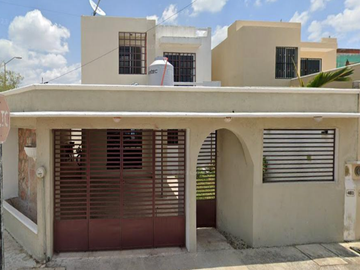 MUY LINDA PROPIEDAD EN VENTA EN PASEOS DE OPICHEN, MERIDA, YUCATAN