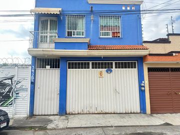 Se vende casa en la colonia Félix Ireta con dos unidades rentables cerca de ventura puente