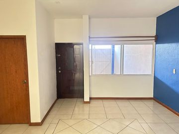 Se vende casa en la colonia Félix Ireta con dos unidades rentables cerca de ventura puente