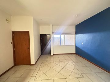 Se vende casa en la colonia Félix Ireta con dos unidades rentables cerca de ventura puente