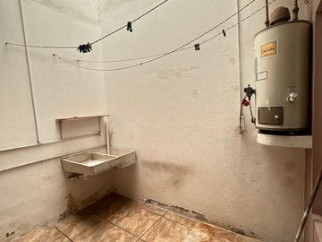 Se vende casa en la colonia Félix Ireta con dos unidades rentables cerca de ventura puente