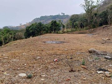 LOTE EN VENTA VALLE DE YUNGUILLA SECTOR PILLCOCAJA