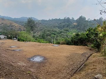 LOTE EN VENTA VALLE DE YUNGUILLA SECTOR PILLCOCAJA