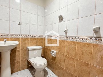 Casa en Venta en Conjunto Privado de Urb. San Patricio, Machala