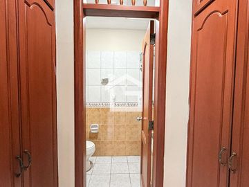 Casa en Venta en Conjunto Privado de Urb. San Patricio, Machala