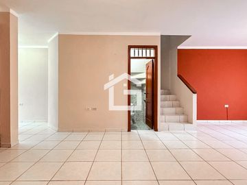 Casa en Venta en Conjunto Privado de Urb. San Patricio, Machala