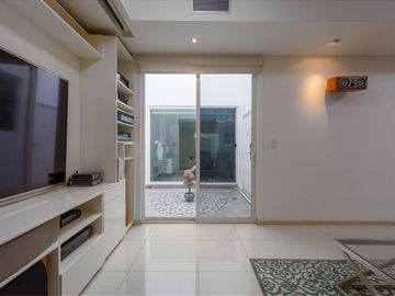 SE VENDE CASA EN LA RIOJA PONIENTE