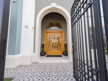 SE VENDE CASA EN LA RIOJA PONIENTE