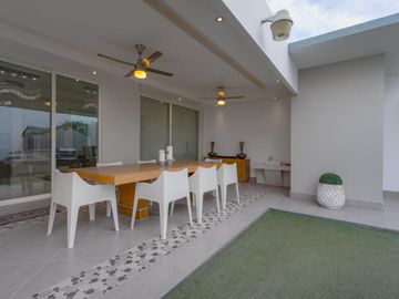 SE VENDE CASA EN LA RIOJA PONIENTE