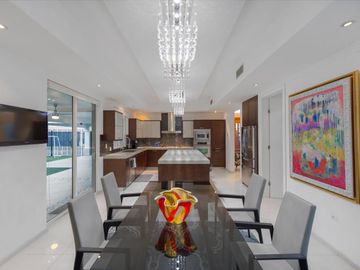 SE VENDE CASA EN LA RIOJA PONIENTE