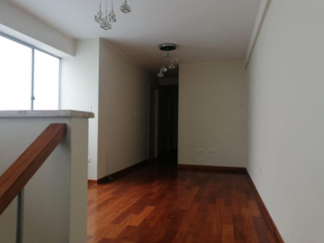 VENTA TRIPLEX EN SURCO