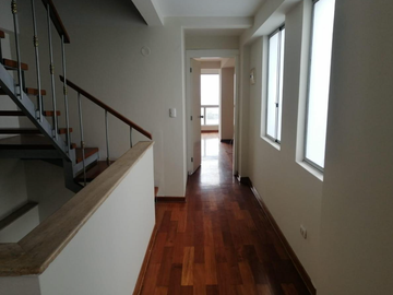 VENTA TRIPLEX EN SURCO