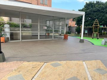 VENTA DE APARTAMENTO BIEN UBICADO