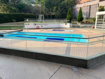 VENTA DE APARTAMENTO BIEN UBICADO