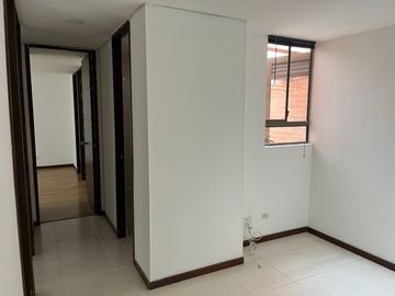 VENTA DE APARTAMENTO BIEN UBICADO