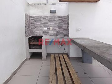Departamento En Venta Frente Al Mar En La Perla