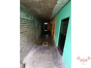 Venta de Excelente Casa con Departamentos en Nezahualcóyotl