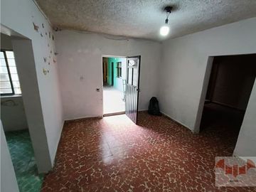 Venta de Excelente Casa con Departamentos en Nezahualcóyotl