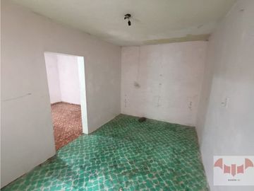 Venta de Excelente Casa con Departamentos en Nezahualcóyotl