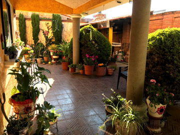 RESIDENCIA EN VENTA EN CACALOMACÁN