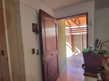 VENDE CASA EN BARRIO LAS ROSAS DE MACHALI RANCAGUA