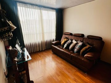 SE VENDE HERMOSA CASA REMODELADA EN COLSEGUROS (ALTA SUIZA )