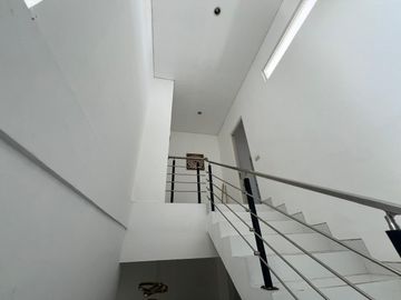 Dijual Rumah Minimalis Semi furnished di Semampir Tengah Sukolilo Surabaya