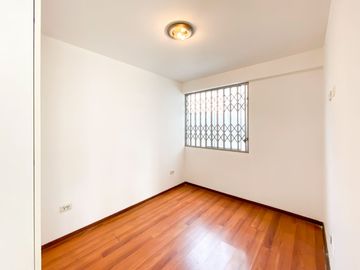 Venta De Departamento En Mayorazgo-Ate