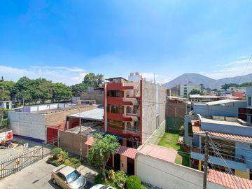 Venta De Departamento En Mayorazgo-Ate