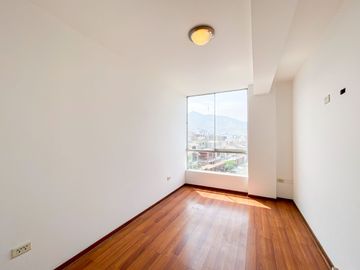 Venta De Departamento En Mayorazgo-Ate