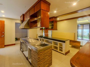 **one away** 5br house in Tierra Pura, Quezon City for sale