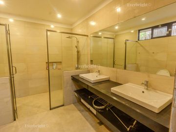**one away** 5br house in Tierra Pura, Quezon City for sale