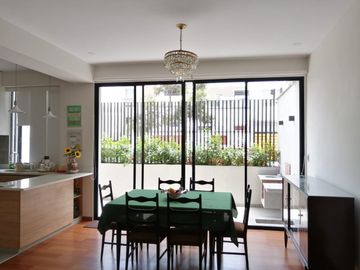 VENDO DEPARTAMENTO EN PRIMER PISO- MIRAFLORES