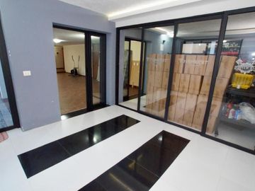 Residencia a la venta en Novelistas Ciudad Satelite