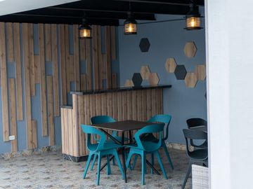 Casa de Lujo en Venta en la Mejor Urbanización de Nayón