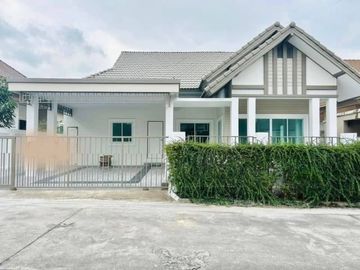 Single-storey detached house for sale, newly renovated, Senseer Home Village, Ao Udom, Sriracha, Chonburi