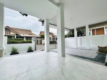 Single-storey detached house for sale, newly renovated, Senseer Home Village, Ao Udom, Sriracha, Chonburi