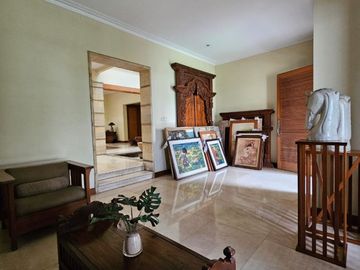 RUMAH LUAS SEMI FURNISH at Jl MAS PUTIH, PERMATA HIJAU
