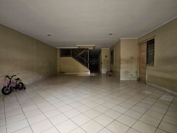 RUMAH LUAS SEMI FURNISH at Jl MAS PUTIH, PERMATA HIJAU