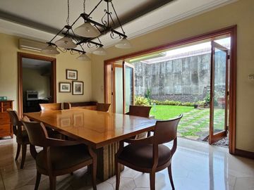RUMAH LUAS SEMI FURNISH at Jl MAS PUTIH, PERMATA HIJAU