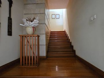 RUMAH LUAS SEMI FURNISH at Jl MAS PUTIH, PERMATA HIJAU