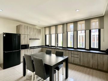 For Rent House at Cipete South Jakarta