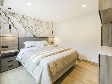 Vendo Duplex De Lujo. La Molina. 3 Habit 3 Baños